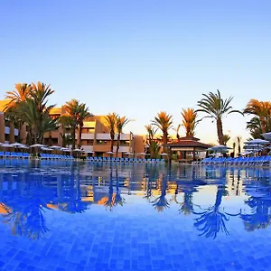 لى ديون دور 4* أغادير